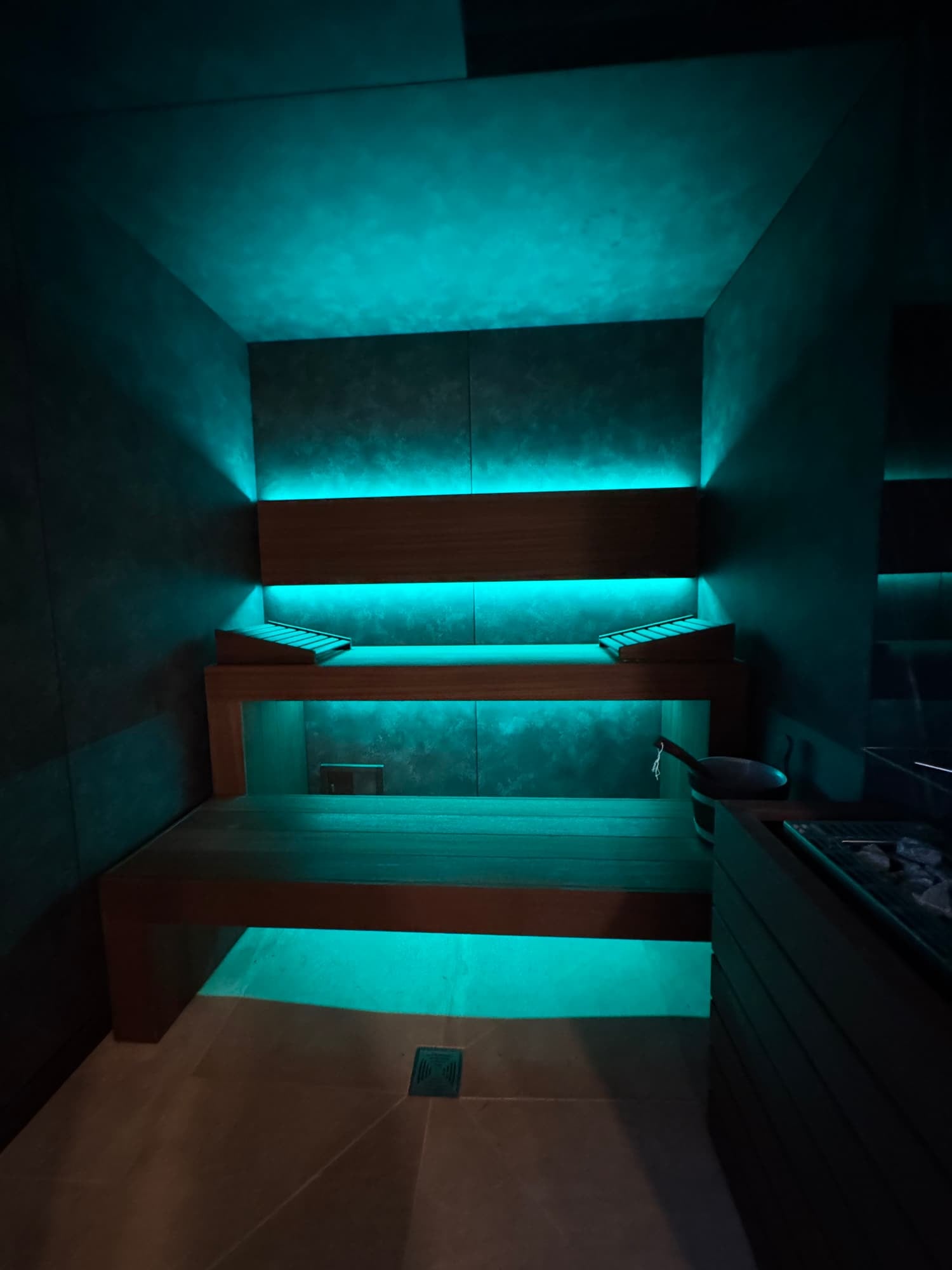 DREAM Sauna, photograph 10 of 12