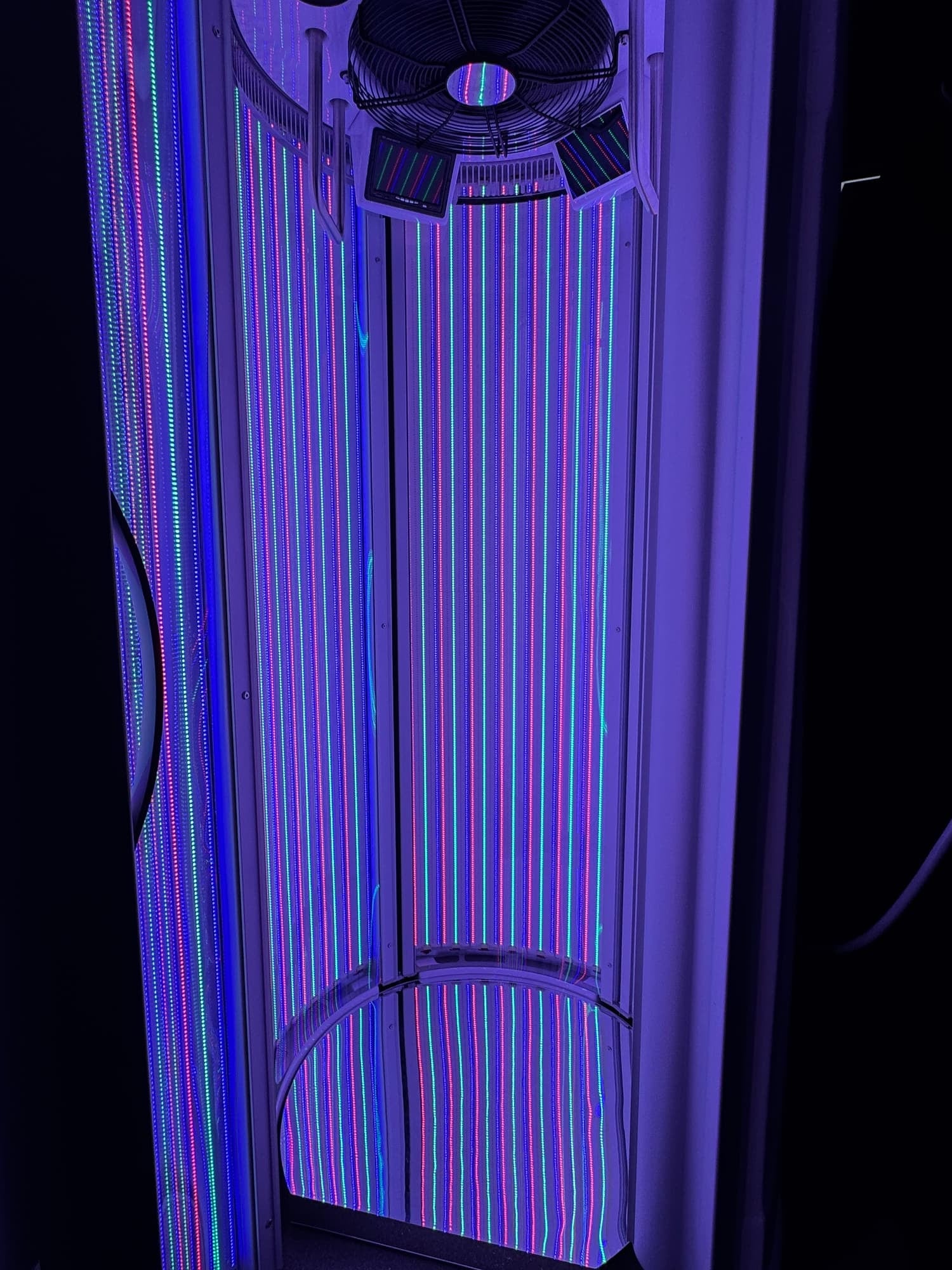 Red Light Therapy Beds, photograph 9 of 15