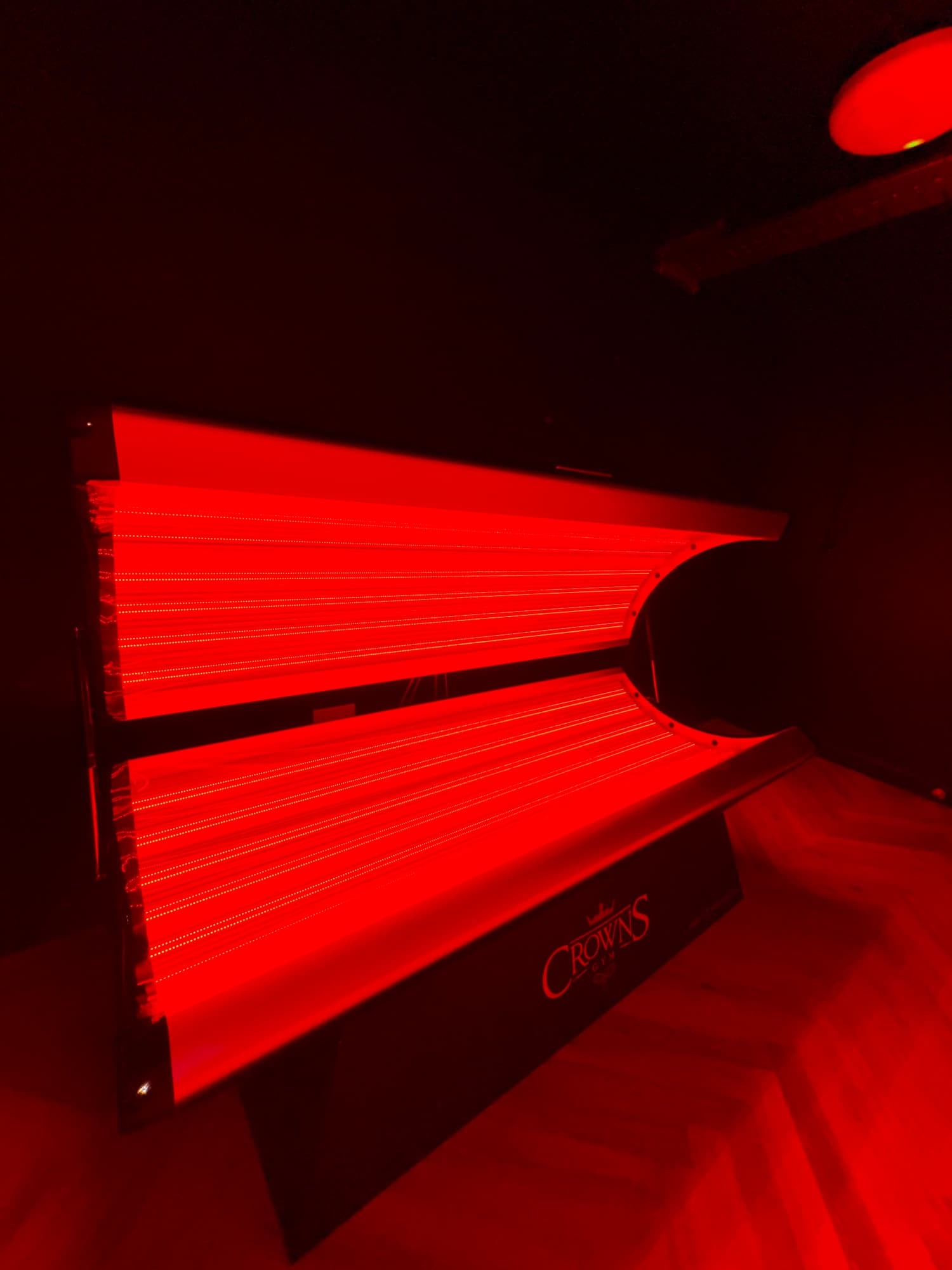 Red Light Therapy Beds, photograph 6 of 15