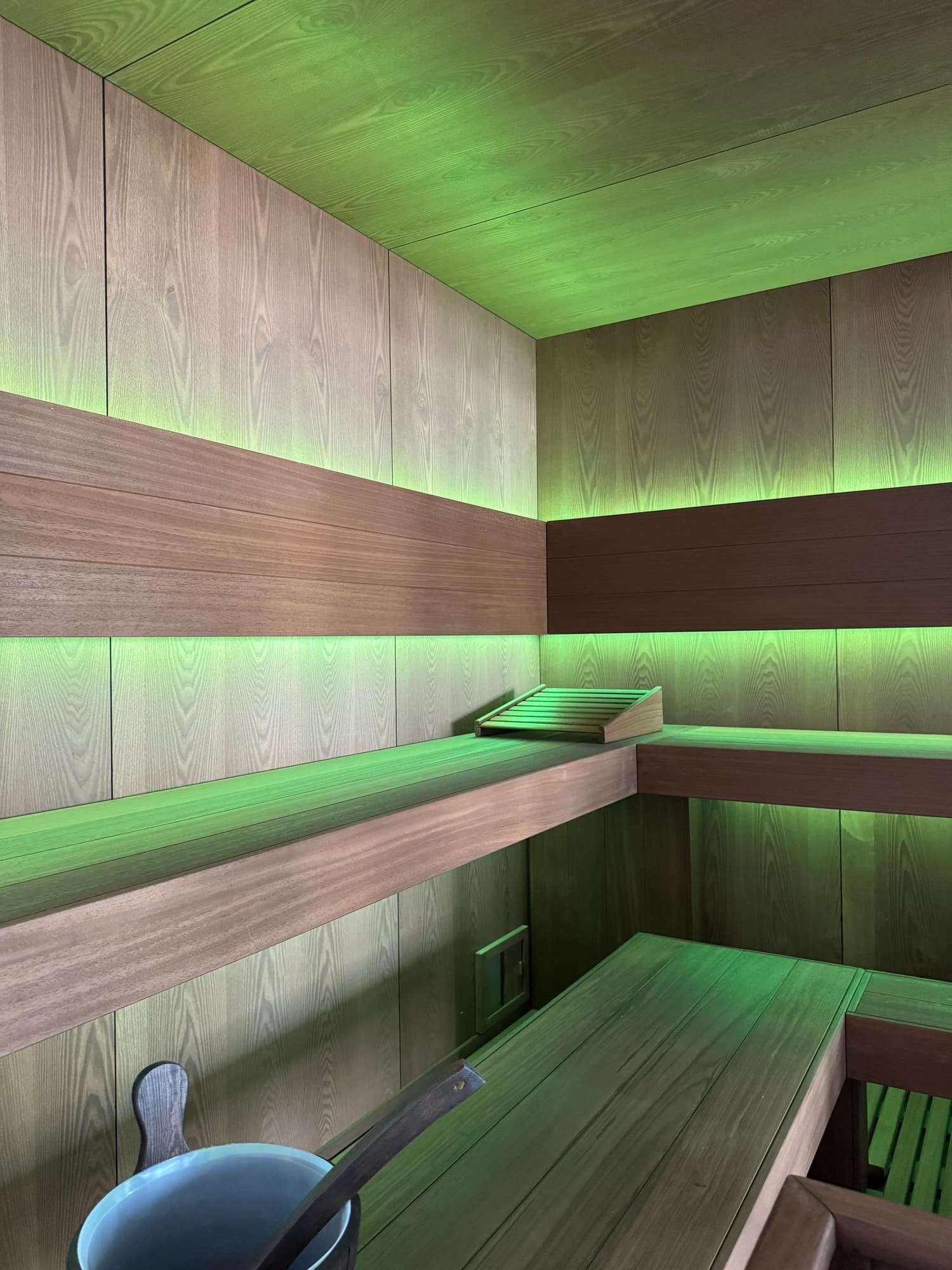 DREAM Sauna, photograph 4 of 12